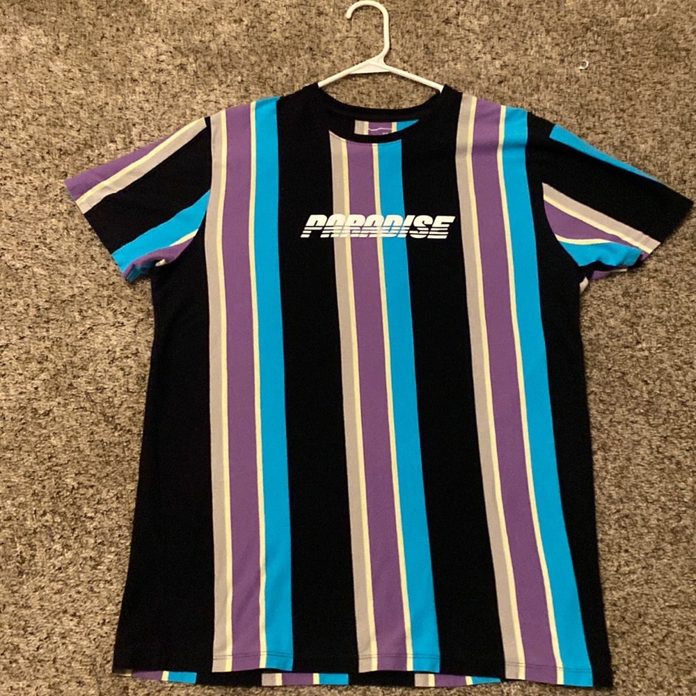 Size large fitted , paradise